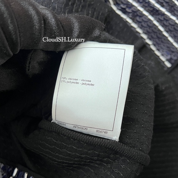 Auth Chanel 23s Sequin CC Logo Top P74612 - Size 44 - Picture 9 of 16